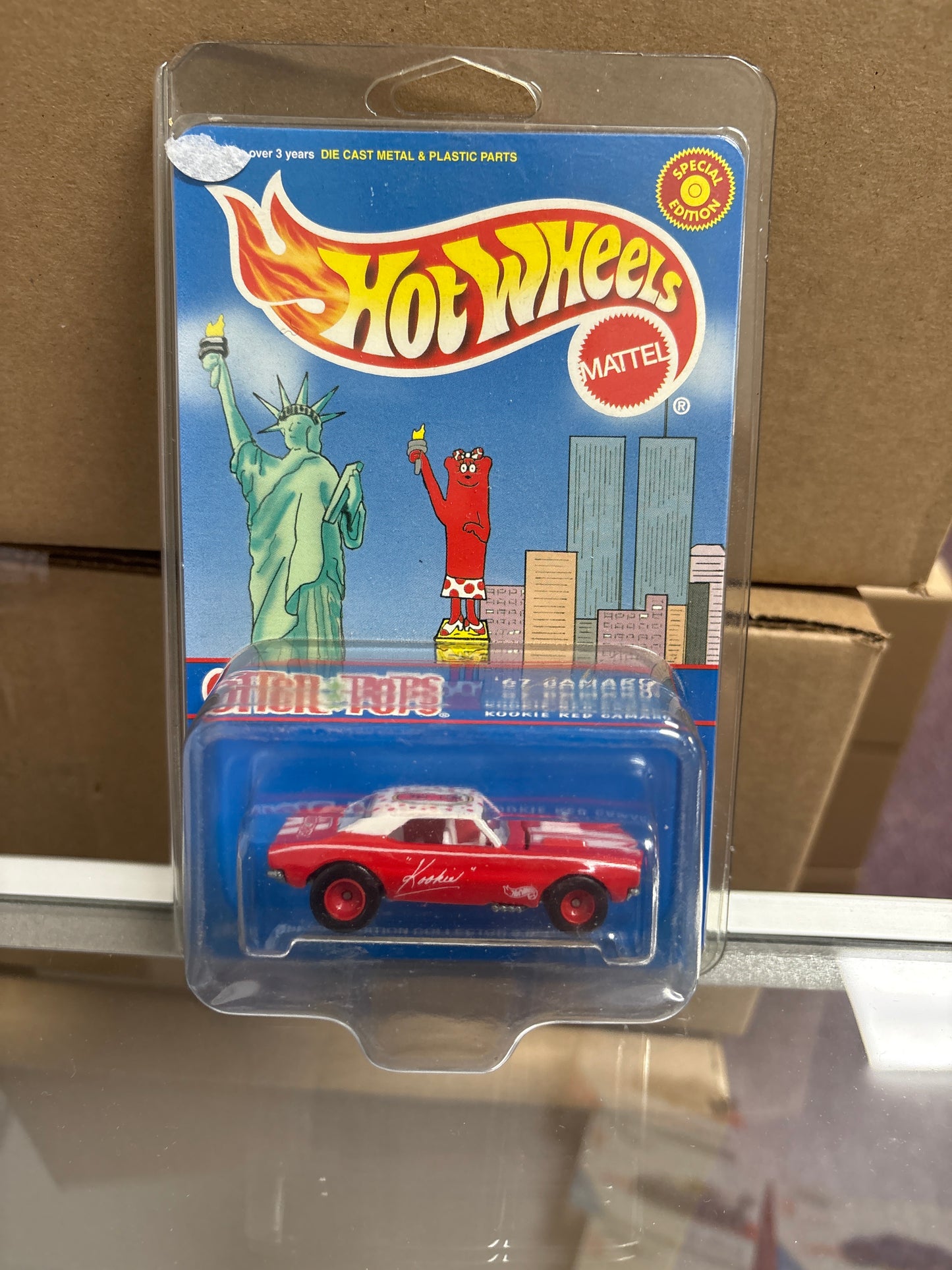 Hoy Wheels Otter Pop Twin Tower & Non Twin Tower Variation