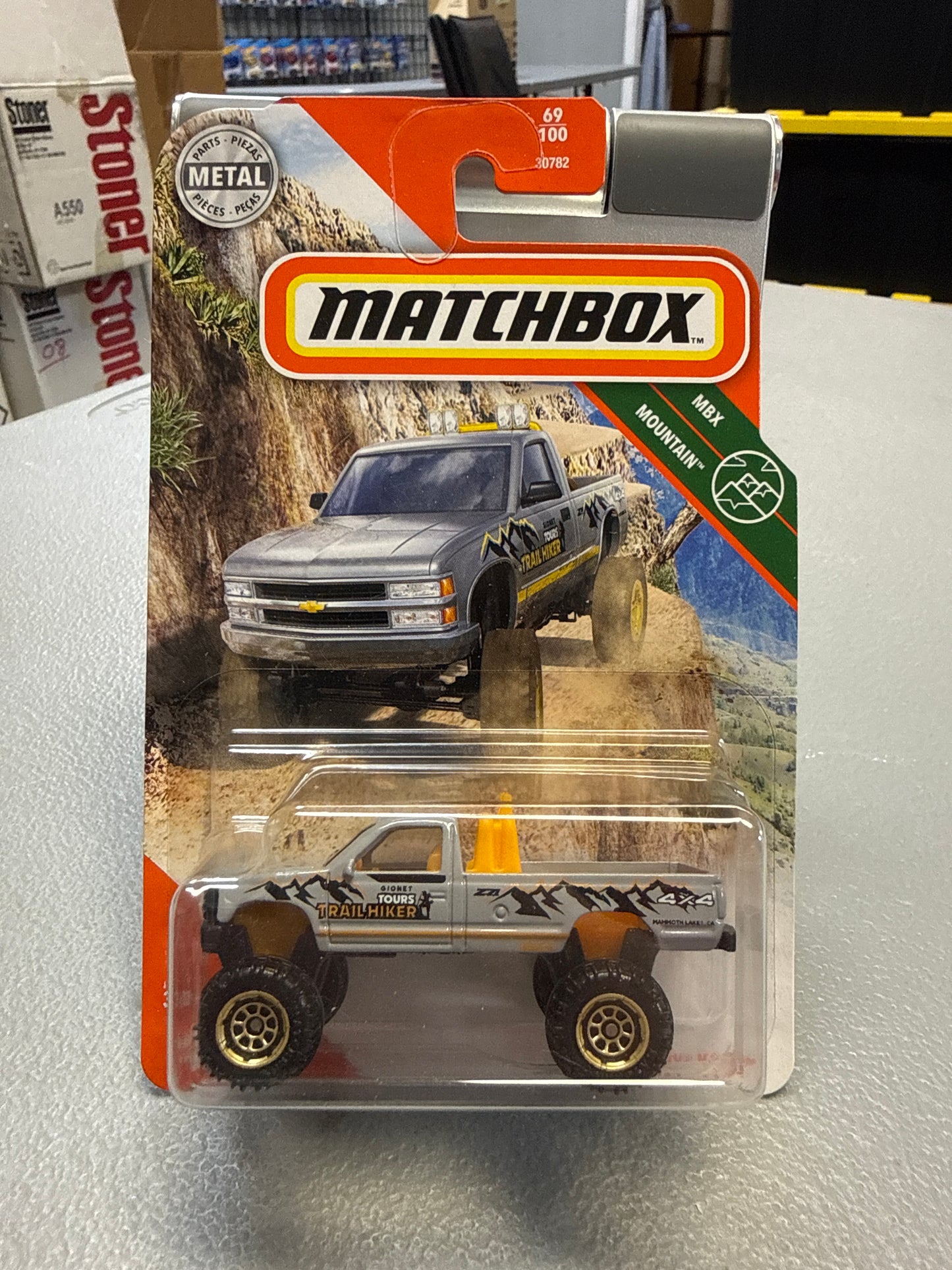 Matchbox MBX Mountian Chevy K1500