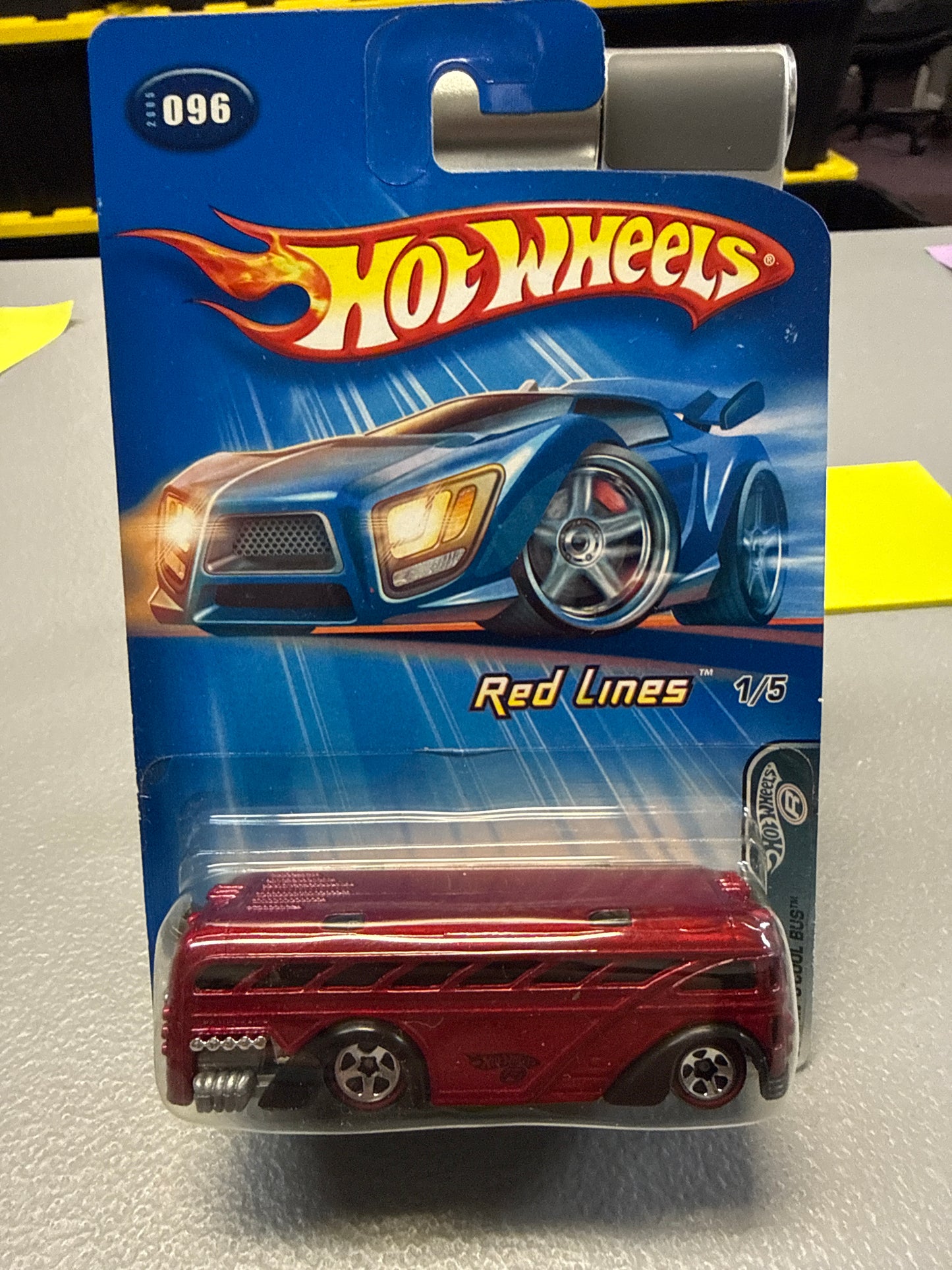Hot Wheels Surfin’ S’cool Bus
