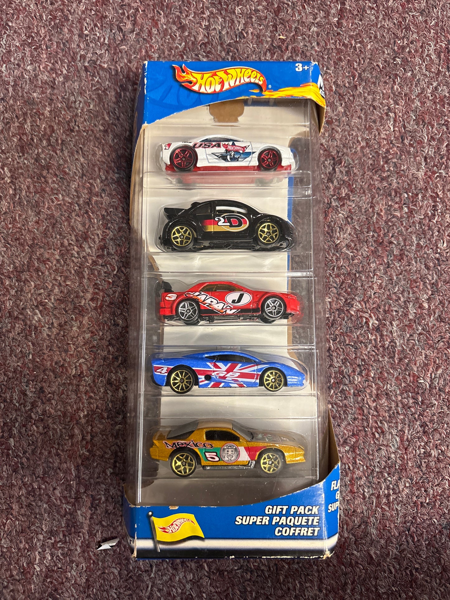 Hot Wheels Flag Flyers 5 Car Gift Pack - 2003 - INCLUDES RARE RED JAPAN SKYLINE!