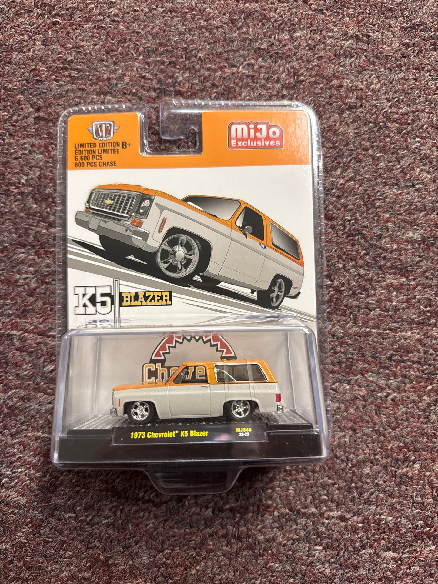 M2 Machines 1973 Chevrolet K5 Blazer With Removeable Hardtop - Orange/White 1:64