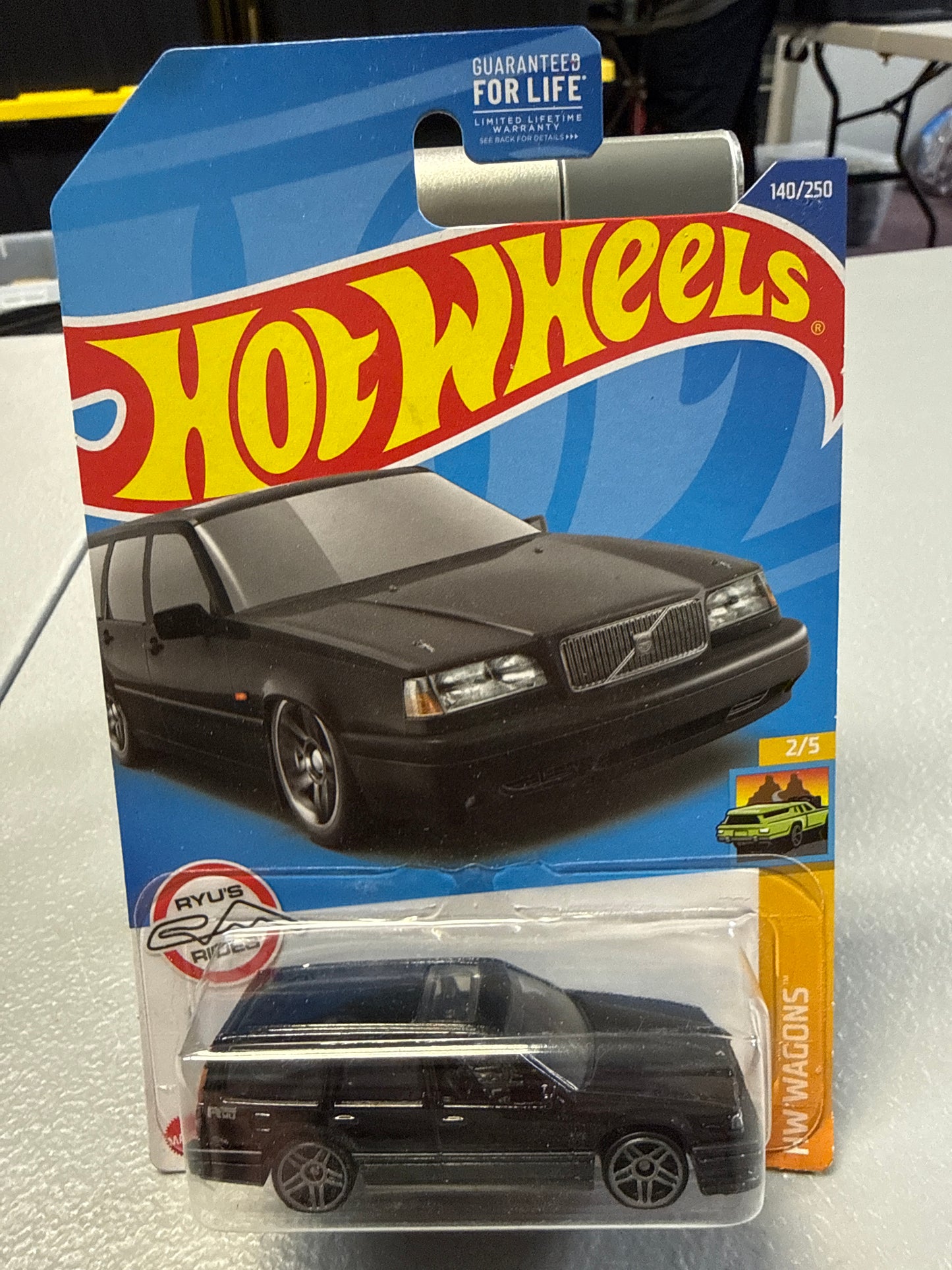 Hot Wheels Volvo 850 Estate