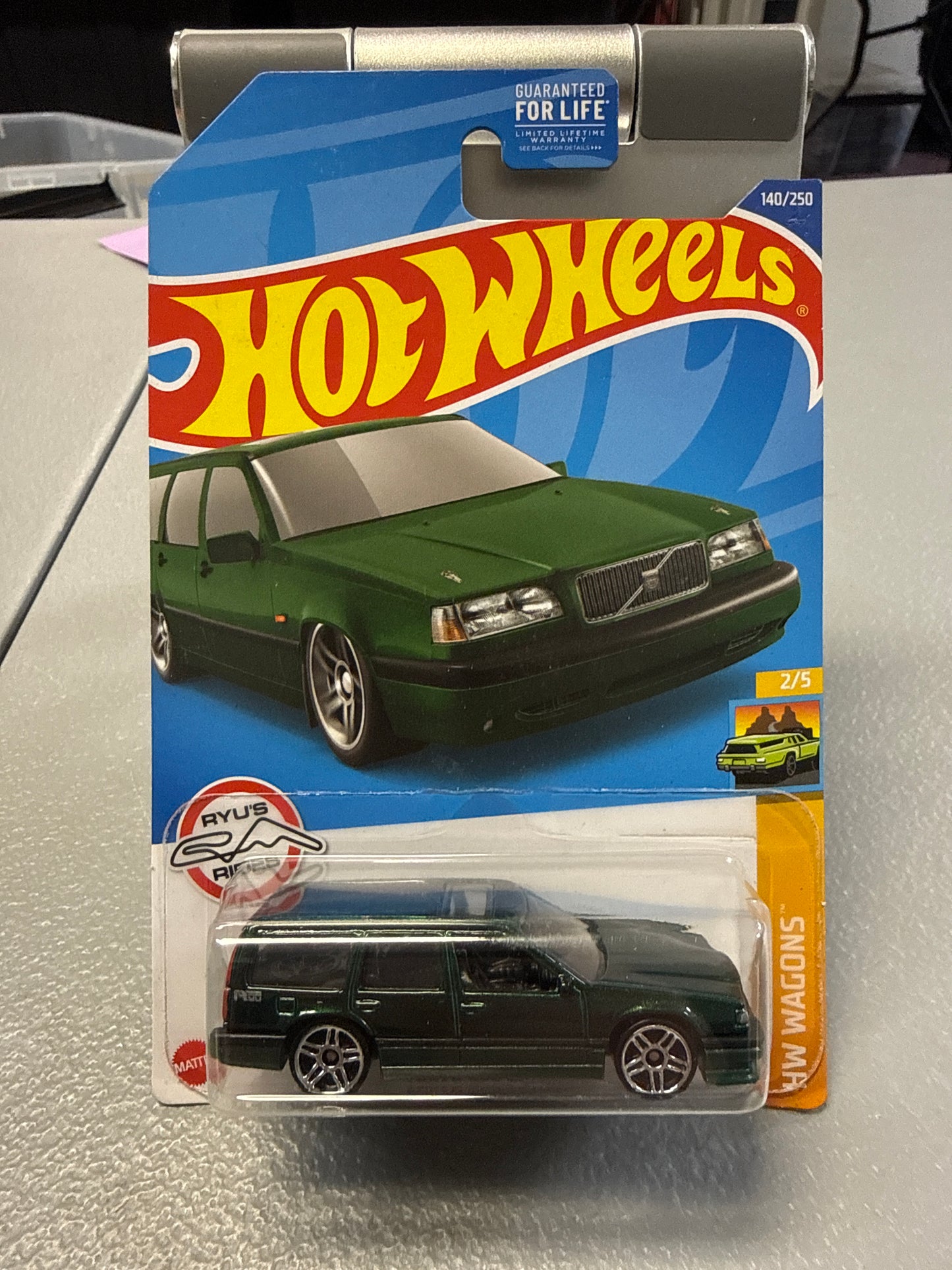 Hot Wheels Volvo 850 Estate