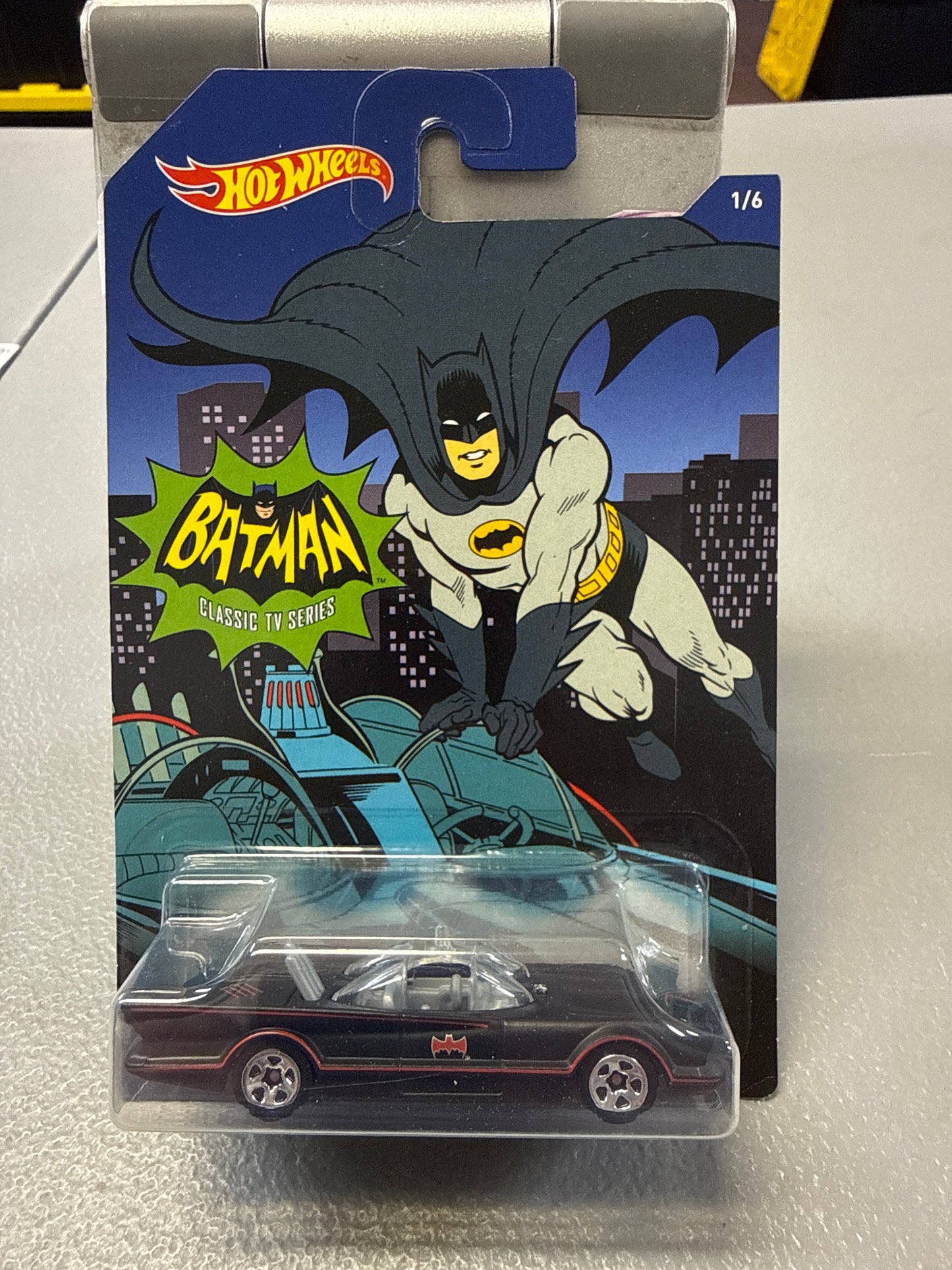 Hot Wheels BatMan Classic TV Series Batmobile