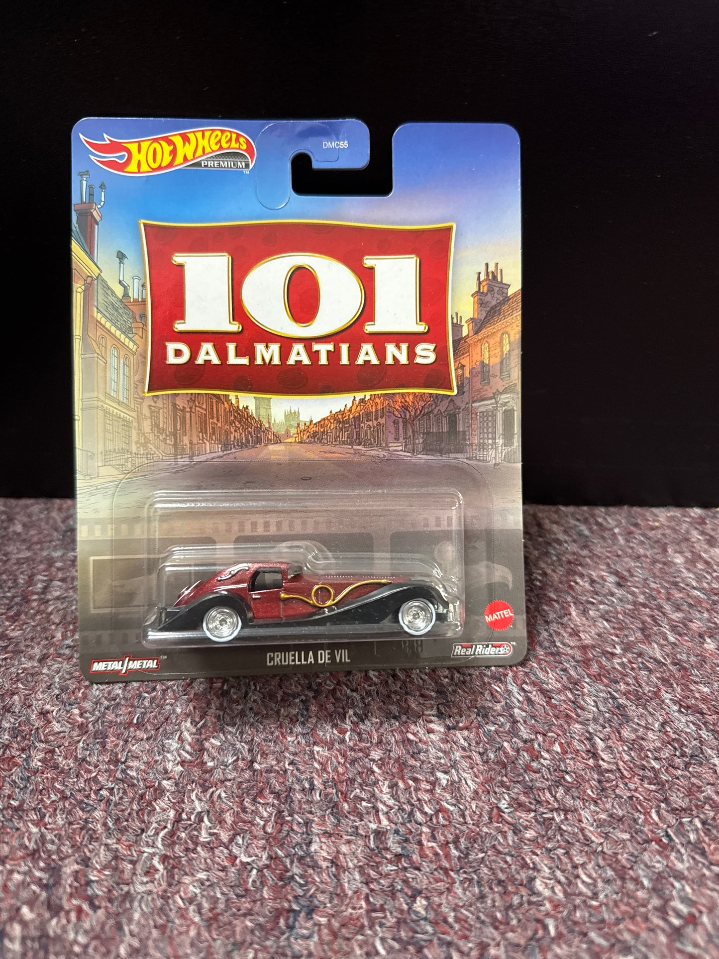 Hot Wheels Premium 101 Dalmations Cruella De Vil Real Riders