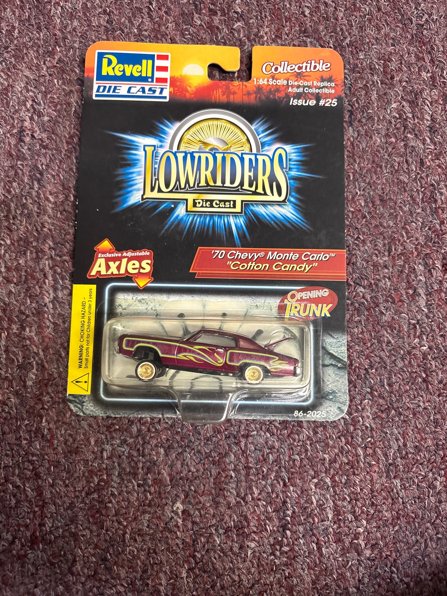 Revell Lowriders 1/64 diecast Collectible 1970 Chevy Monte Carlo "Cotton Candy"