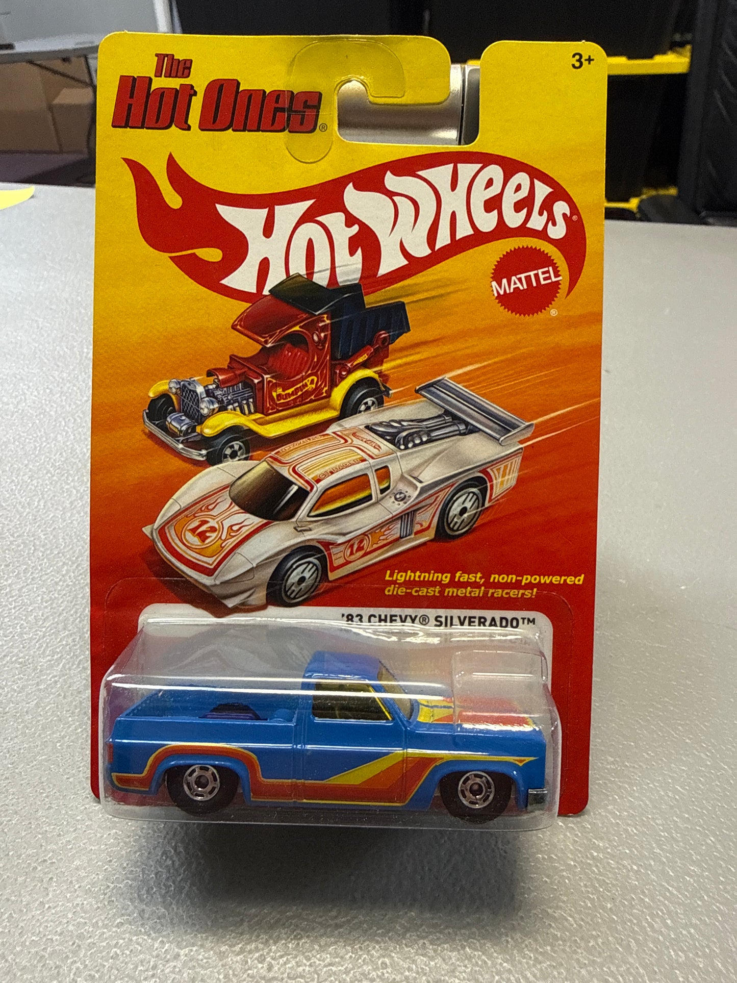 Hot Wheels Hot Ones ‘83 Chevy Silverado