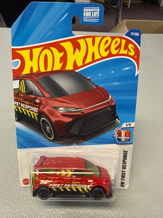 Hot Wheels Treasure Hunt Ford Performance Supervan 4