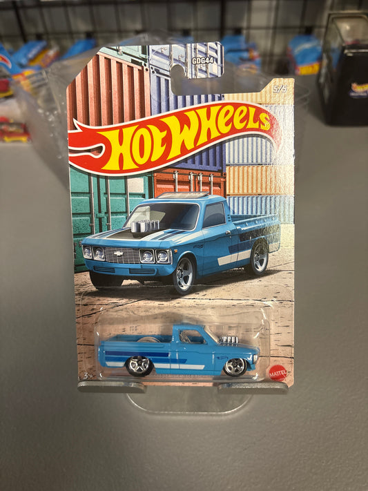 Hot Wheels Custom 72 Chevy Luv