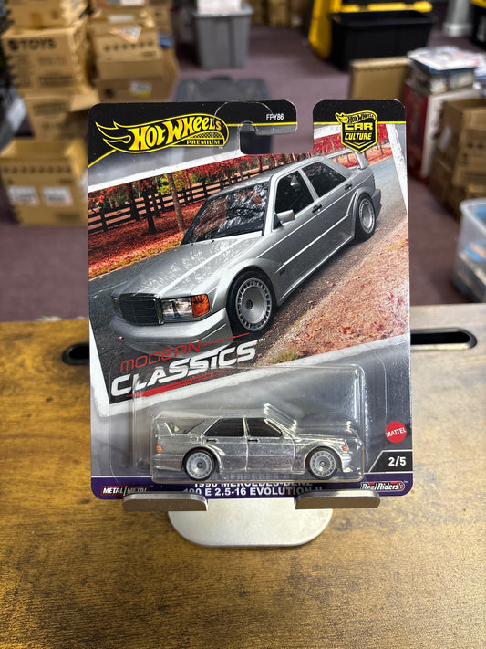 Hot Wheels 2024 Modern Classic 1990 Mercedes-Benz 190 E 2.5 Evolution II