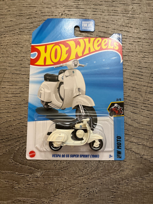 Hot Wheels Vespa 90 SS Super Sprint