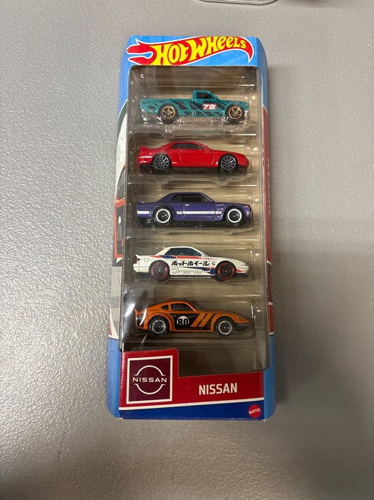 Hot wheels Nissan 5 Pack