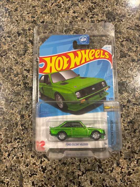 HOT WHEELS SUPER TREASURE HUNT 2021 FORD ESCORT RS2000