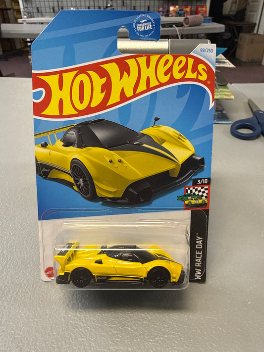 Hot Wheels Pagani Zonda R