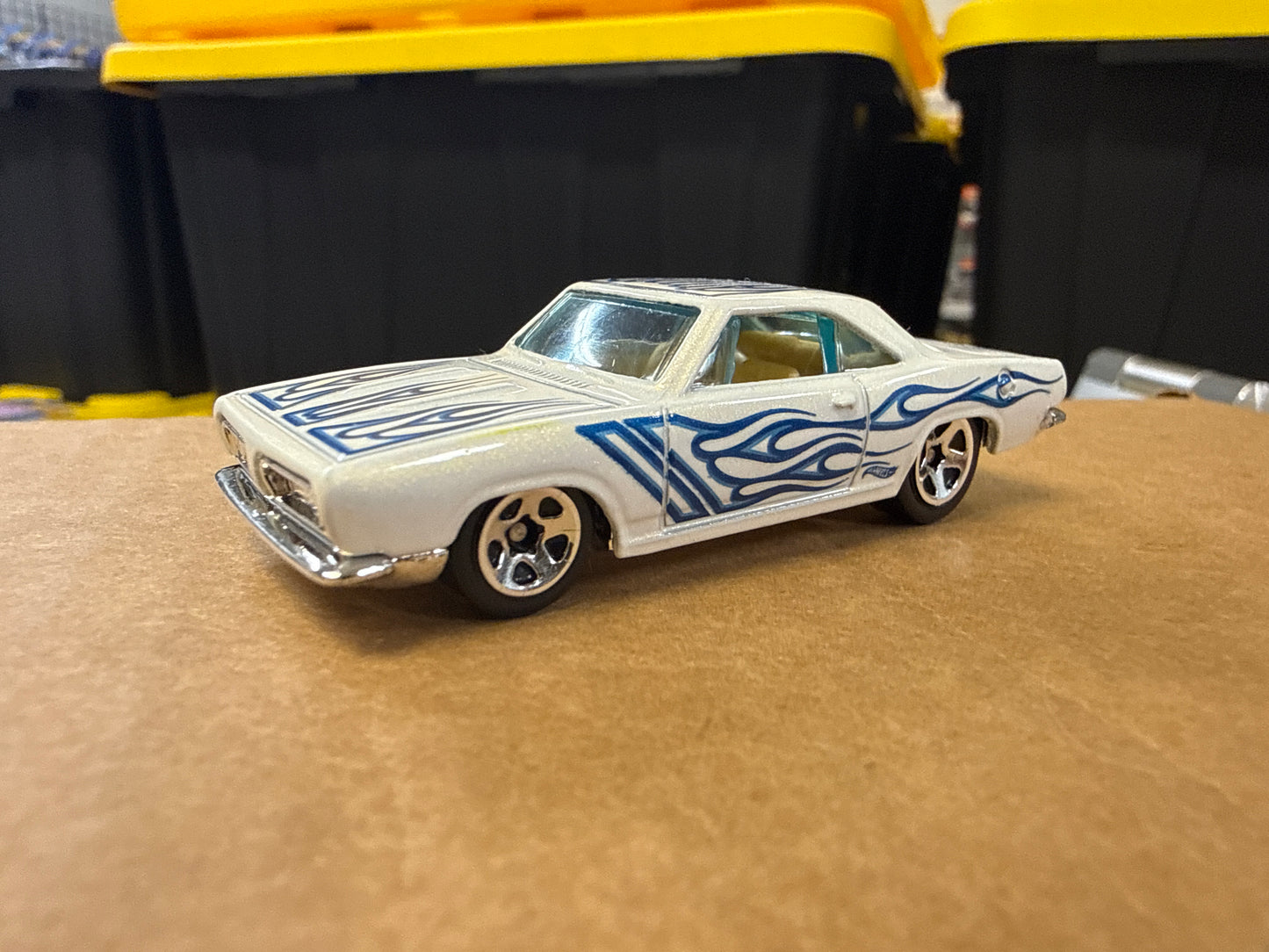Hot Wheels Loose Mystery Model ‘68 Plymouth Barracuda Formula 3