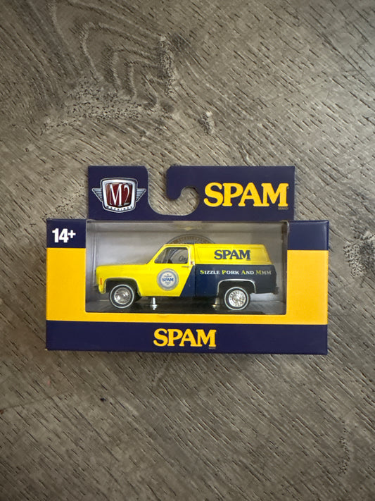 M2 Machines SPAM 1975 GMC Sierra Grande 15
