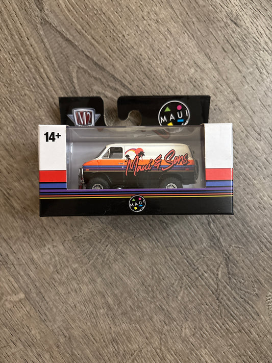 M2 MACHINES 1971 CHEVROLET VAN G10 R92 MAUI AND SONS