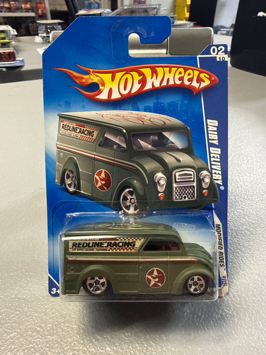 Hot Wheels Dairy Delivery