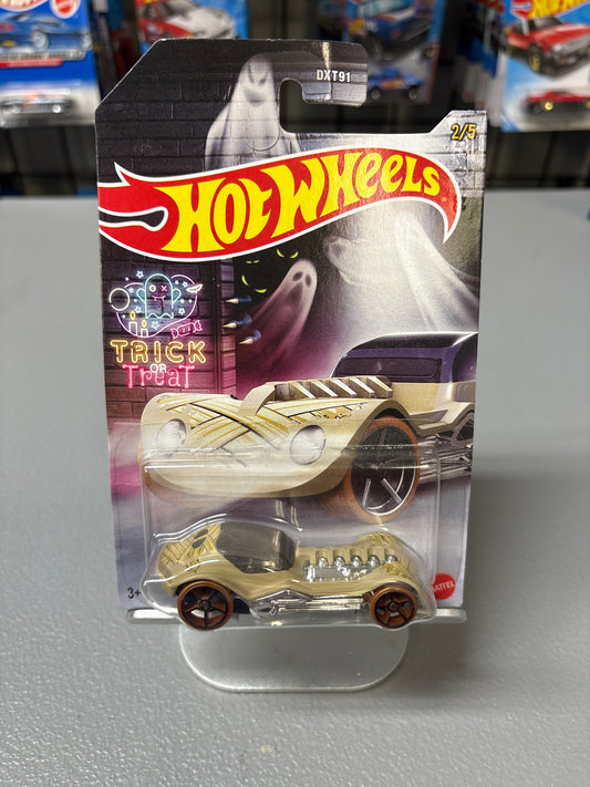 Hot Wheels Halloween Dieselboy