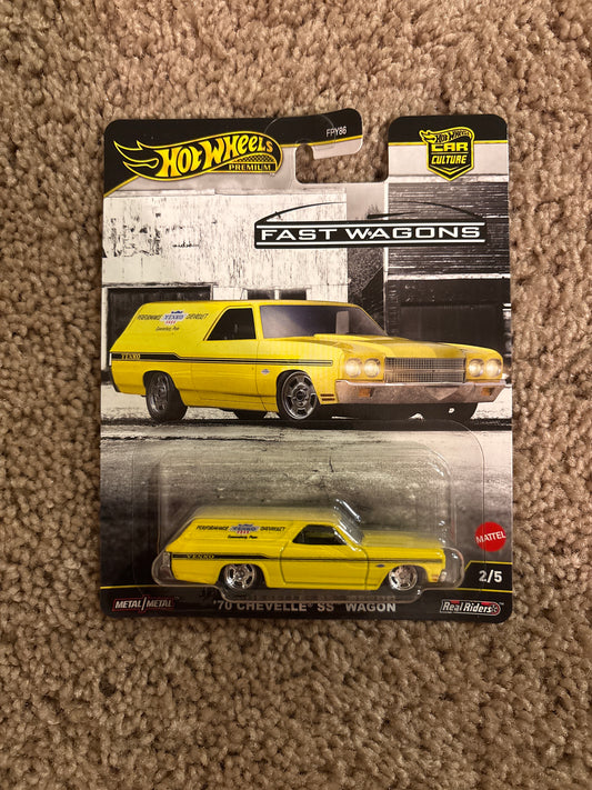 Hot Wheels Fast Wagons 70 Chevelle SS Wagon