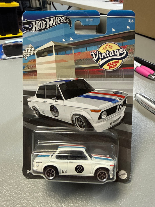 Hot Wheels Vintage Racing Club BMW 2002