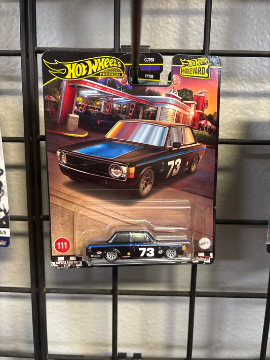 BAD CARD 2024 HOT WHEELS PREMIUM - BOULEVARD #111 ‘73 VOLVO 142 GL