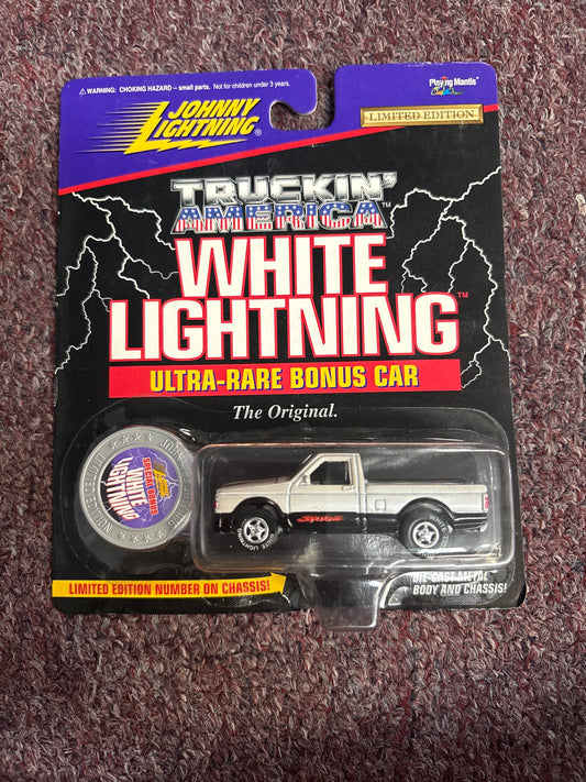 Johnny Lightning ~ White Lightning ~ Truckin' America '91 GMC Syclone ~ #449