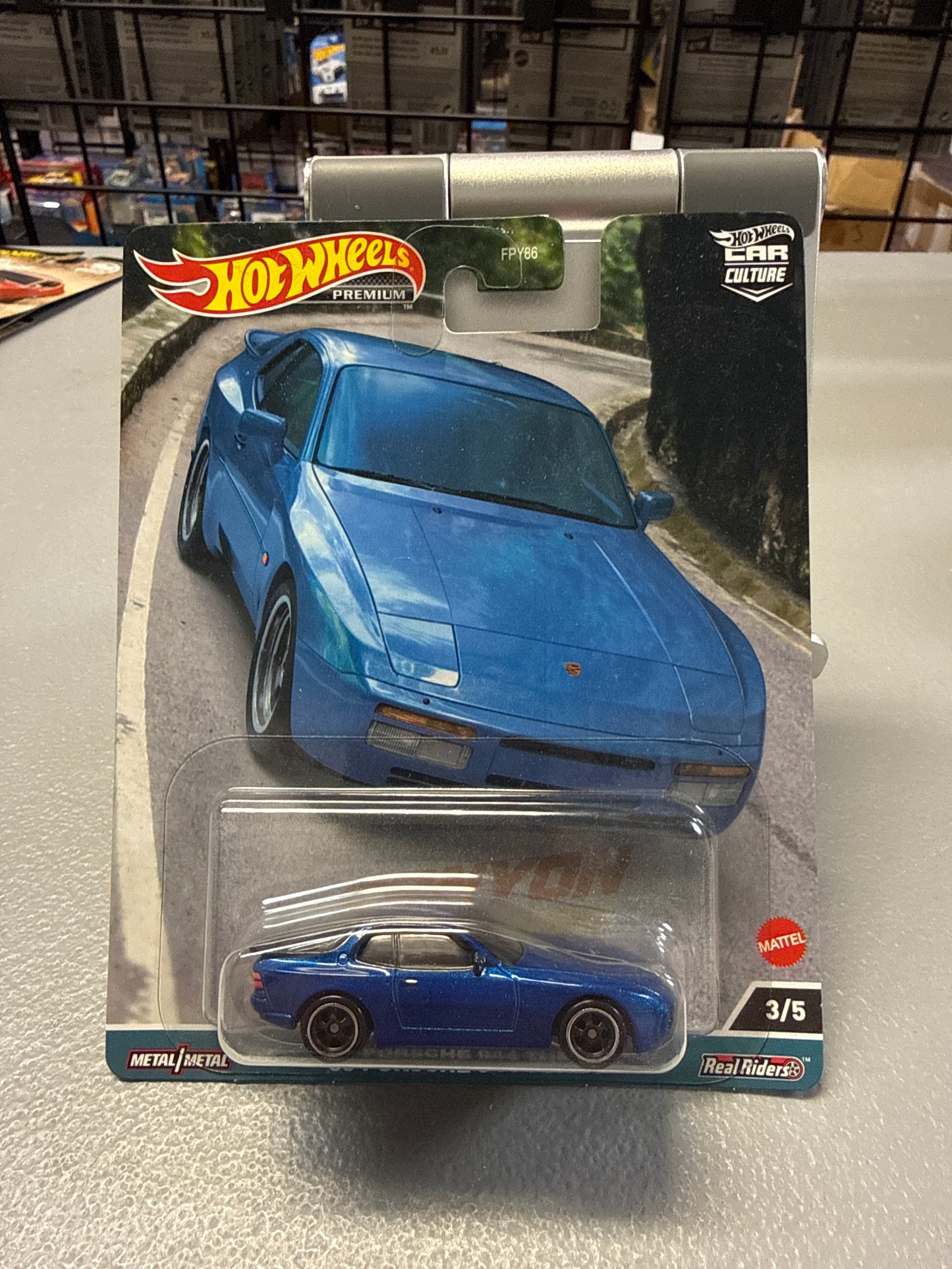Hot Wheels Canyon Warriors ‘89 Porsche 944 Turbo