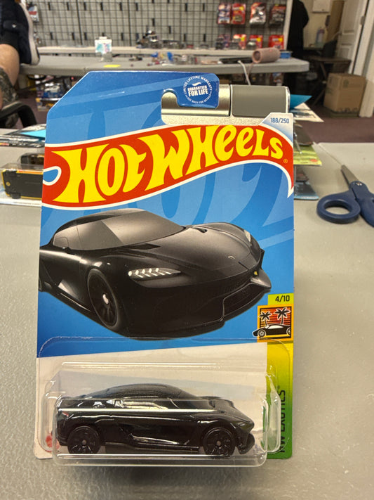 Hot Wheels Koenigsegg Gemera