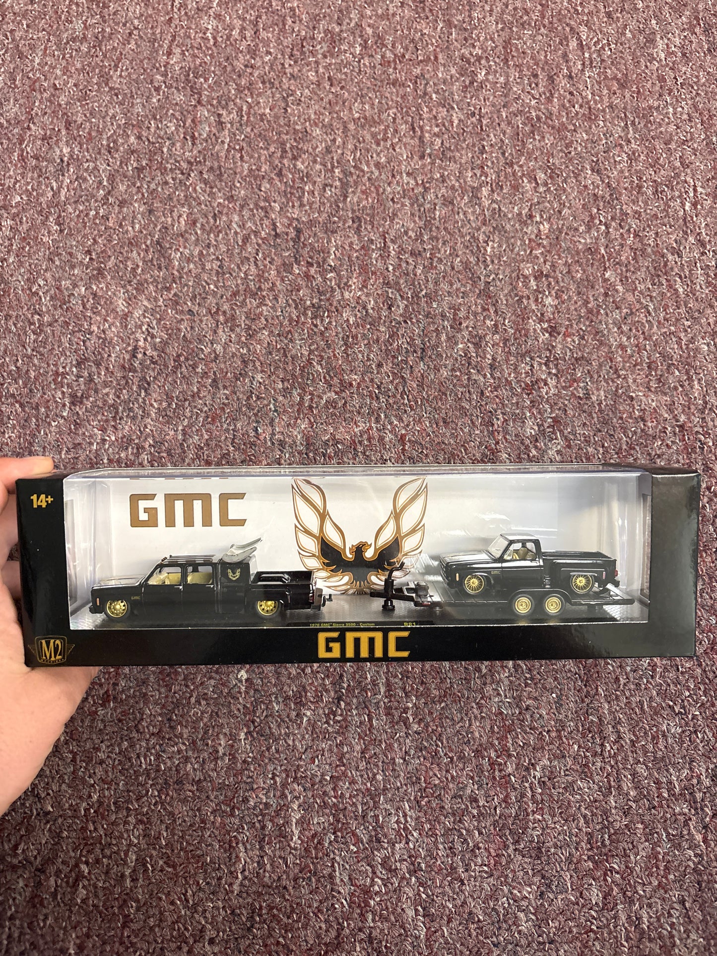GMC 1976 GMC Sierra 3500-custom &1976 GMC Sierra Grande 15-custom R81 24-32