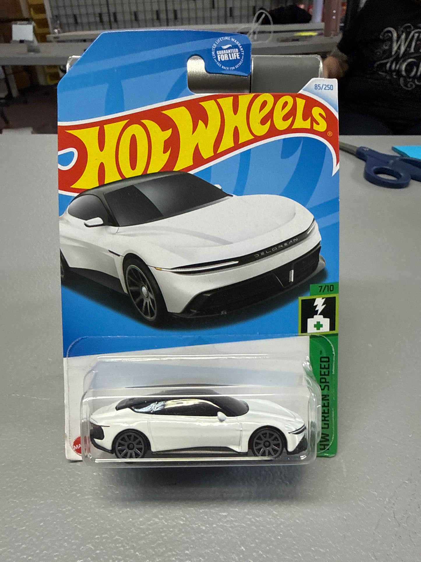 Hot Wheels Delorean Alpha 5
