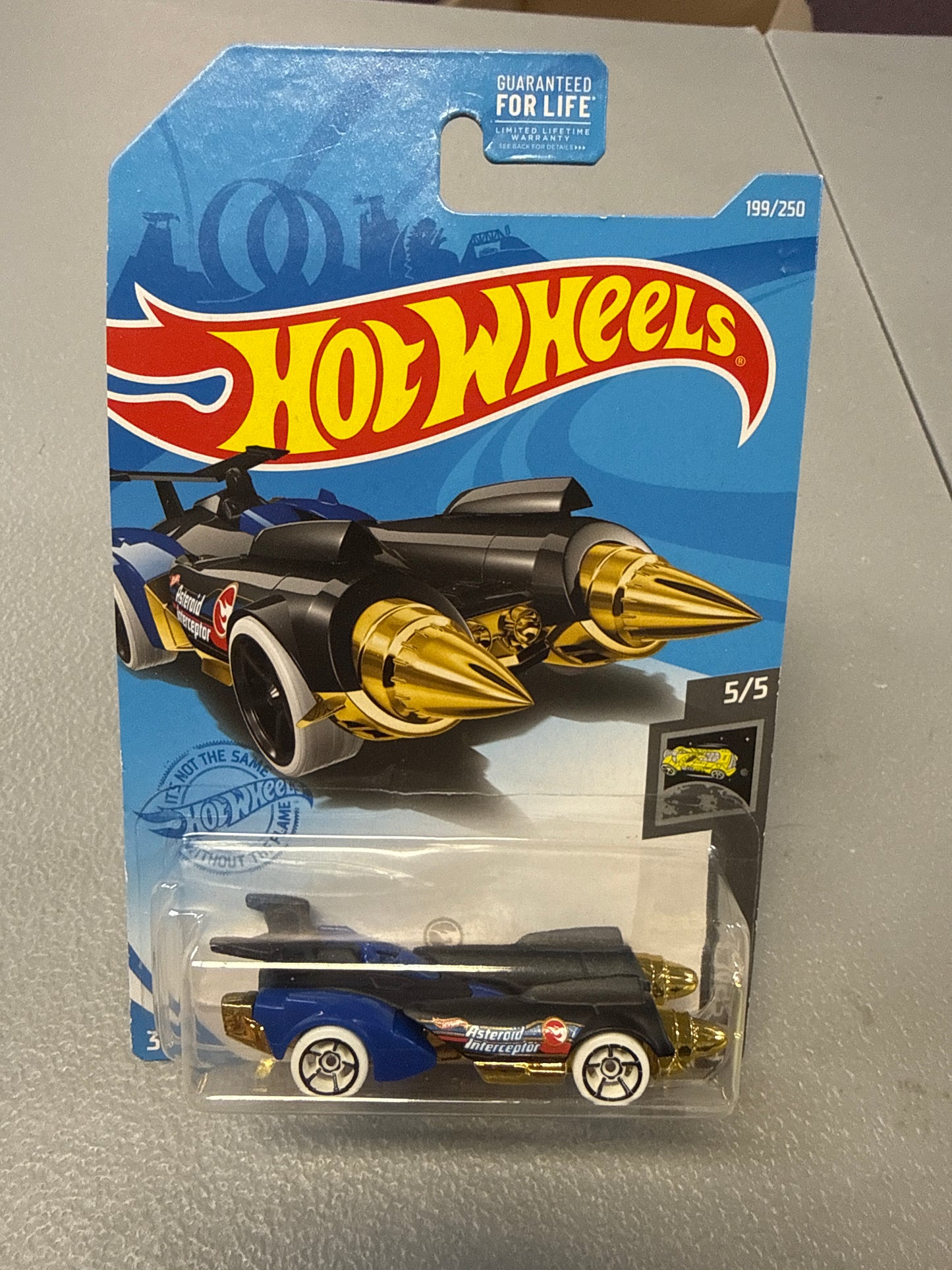 Hot Wheels Treasure Hunt Ollie Rocket