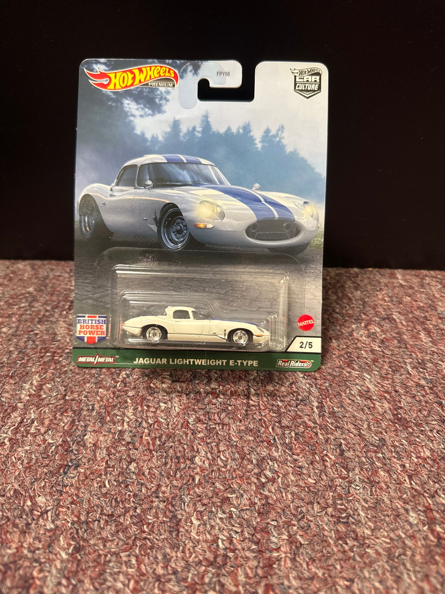 Hot Wheels Premium Jaguar Lightweight