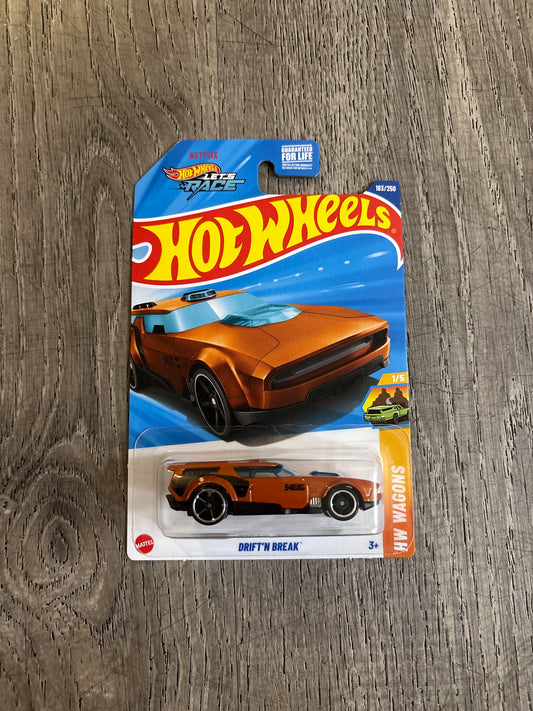 Hot Wheels J Case Drift’n Break