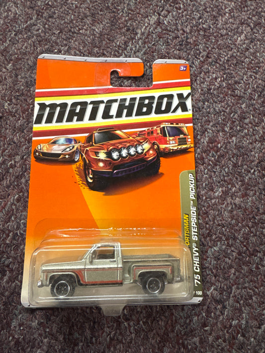 Matchbox Outdoor Sportsman (2009) Silver '75 Chevy Stepside Toy Truck 76/100