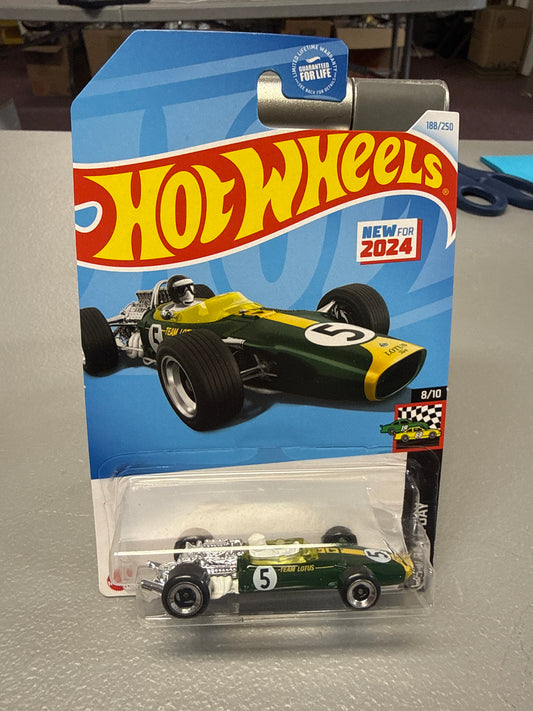 Hot Wheels ‘67 Lotus Type 49