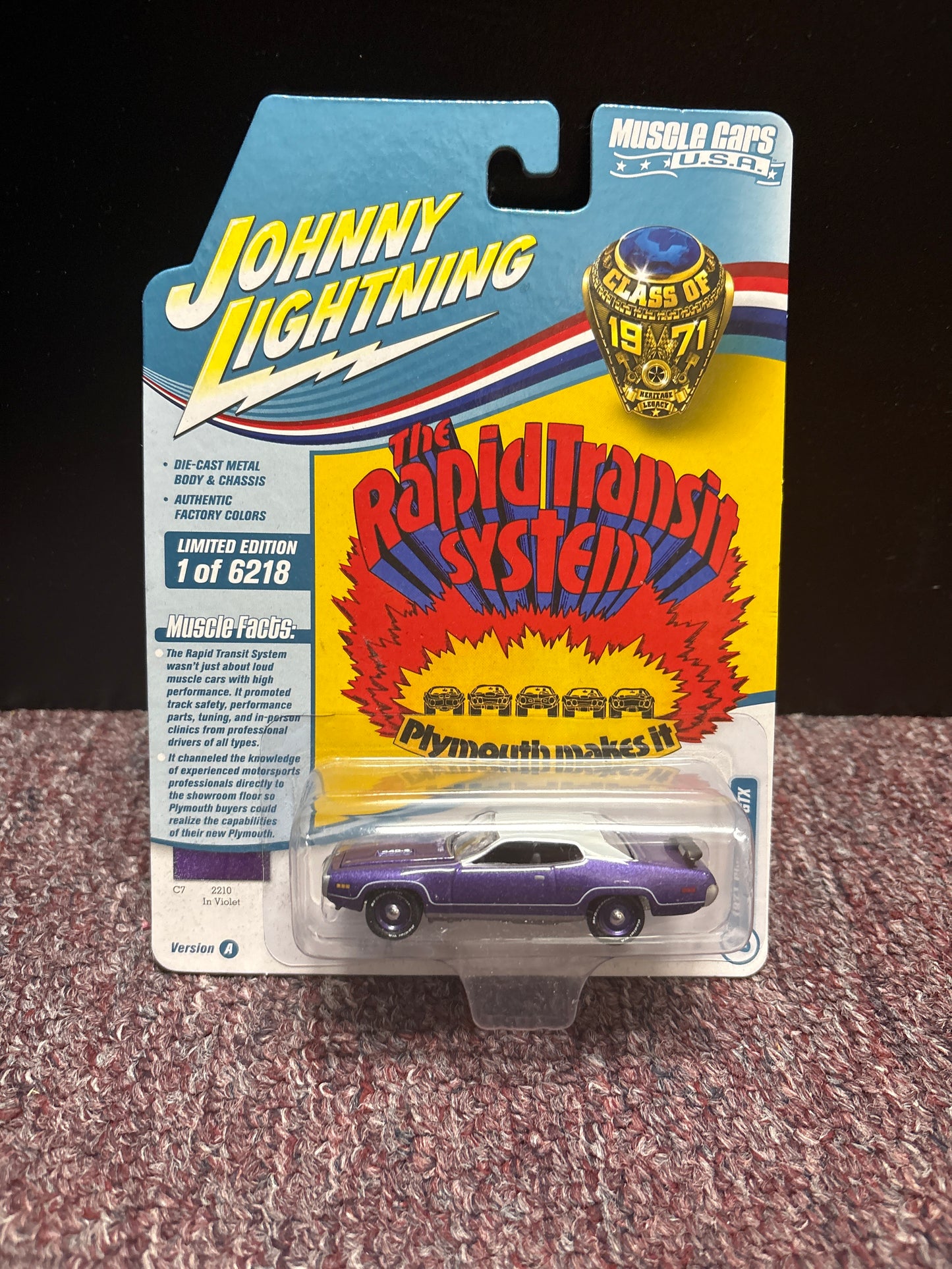 2021 Johnny Lightning Muscle Cars USA 1971 Plymouth GTX New Release 2 Purple