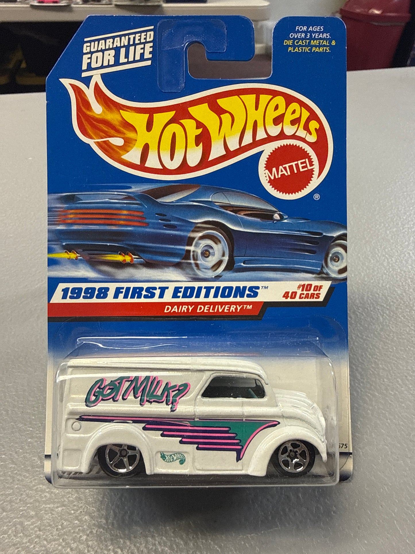 Hot Wheels Dairy Delivery
