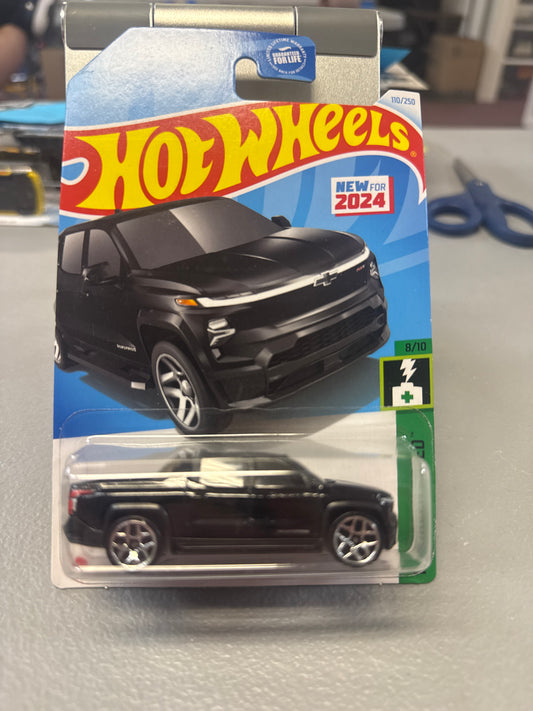 Hot Wheels Silverado EV RST