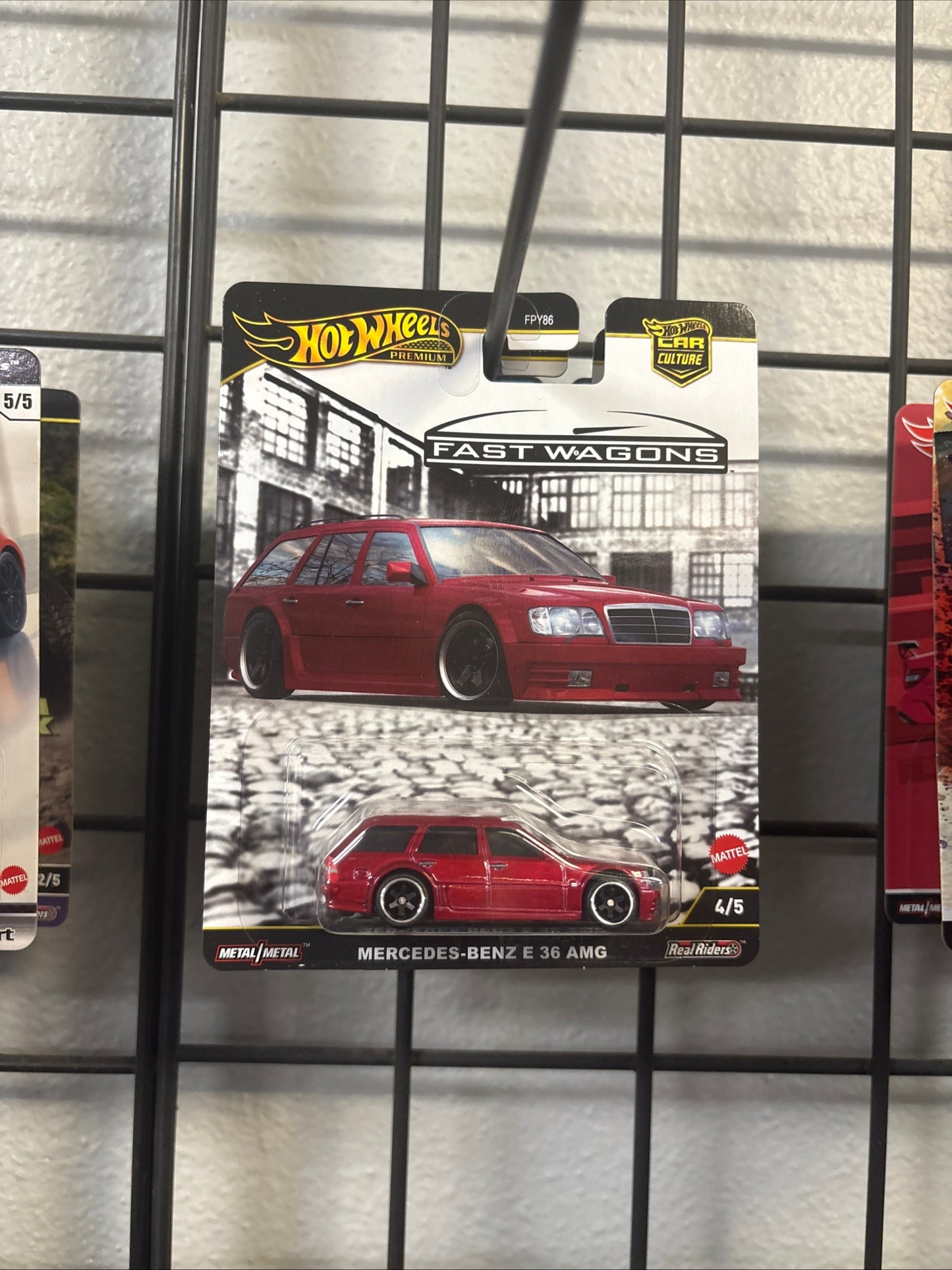 Hot Wheels Premium Car Culture Fast Wagons 1:64 Scale Die-Cast Mercedes-Benz AMG