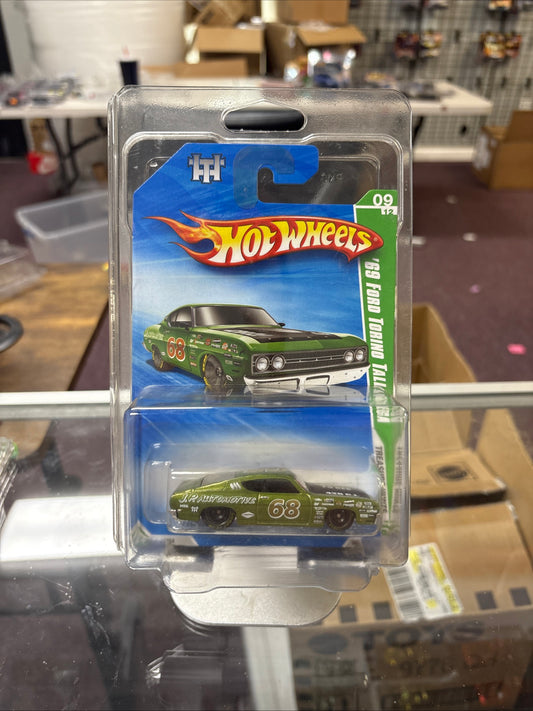 Hot Wheels 1969 Ford Torino Talladega Super Treasure Hunt 2010