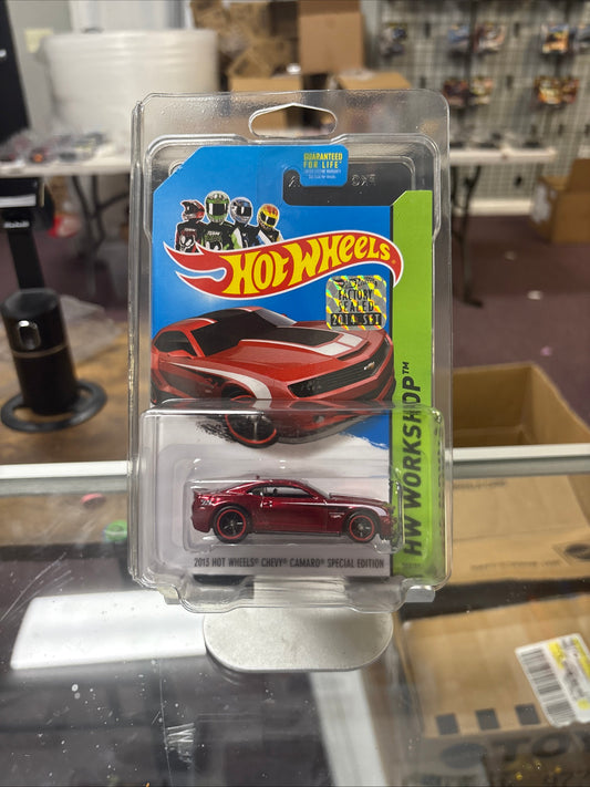 Hot Wheels Super Treasure Hunt 2013 Hot Wheels Chevy Camaro Special Edition FACTORY SEALED