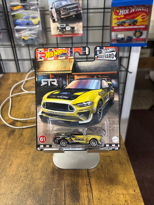 Hot Wheels Premium Boulevard
#61 '18 Ford Mustang RTR Spec 5