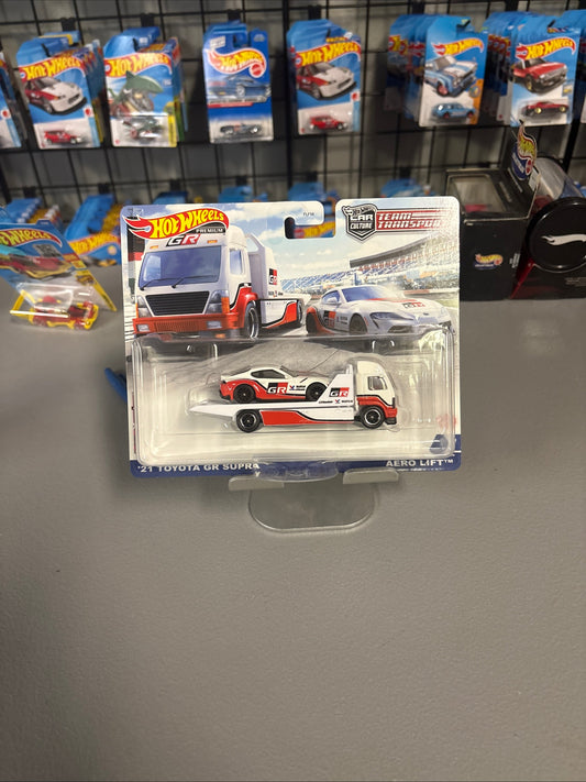 Hot Wheels Team Transport #37 - ‘21 Toyota GR Supra & Aero Lift