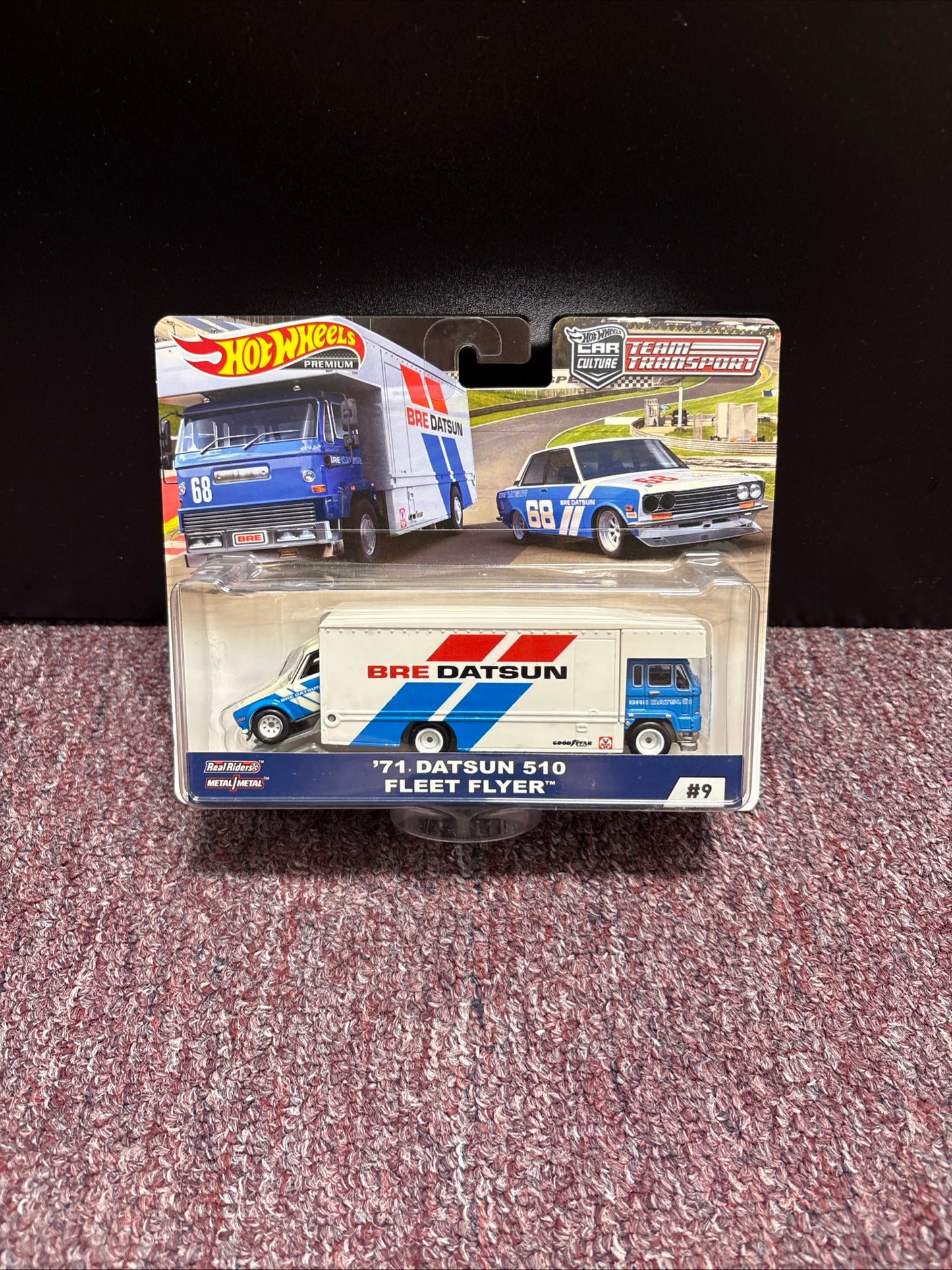 Hot Wheels Team Transport 71 Datsun 510 Fleet Flyer